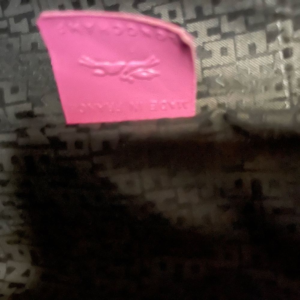 Chic Pink Tote Bag - Picture 4 of 7